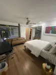 3b/2b "Beadle Box" Architectural Loft w/ Doghouse + Golf Hotels near Mesa Convention Center