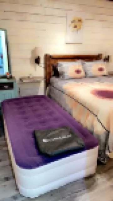 Tiny ‘Garden Cottage’ Getaway in the woods!  Elk Run Estates #3