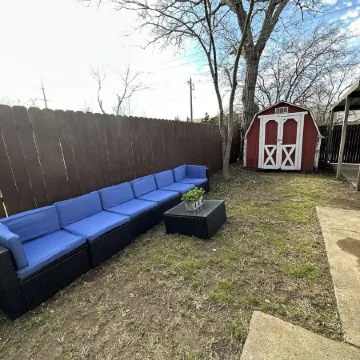 Safe, Central, Cozy Home with Private Parking, KING Bed, near DFW Airport & more