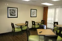 Hampton Inn Olive Branch Các khách sạn ở Olive Branch