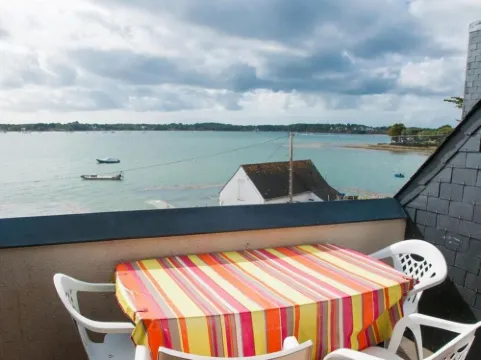 Sea view apartment 巴當酒店