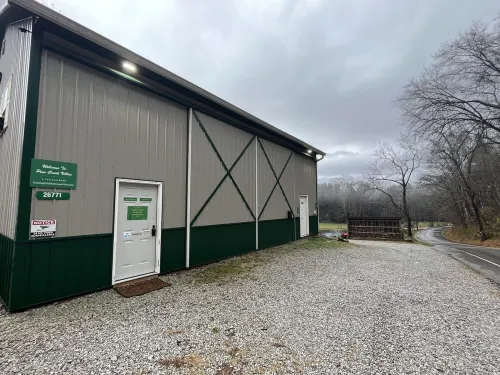 Hocking Hills Luxury Retreat at Pine Creek Villas: Live Oak Villa