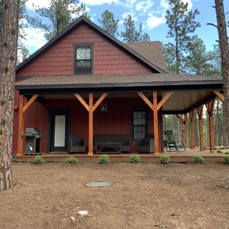 Hilltop Hideaway in the seclusion of the beautiful Black Hills