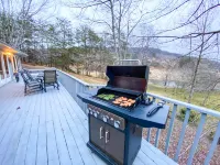 ★Views★Golf Cart Included★Behind Resort Gate★Member Areas Included Hotels in Lake Lure