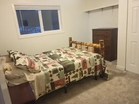 Tiehacker Lodging is the perfect place to relax and enjoy the beauty of Alaska!