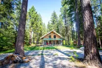 Black Bear Cabin central location to all Leavenworth's outdoor activities.