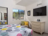Stylish & Elegant Condo at the Beautiful Oasis Resort in South Palm Springs