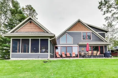 Ivy Lane is located on Crosslake of the Whitefish Chain of Lakes