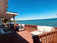 Traverse City West Bay Direct Waterfront