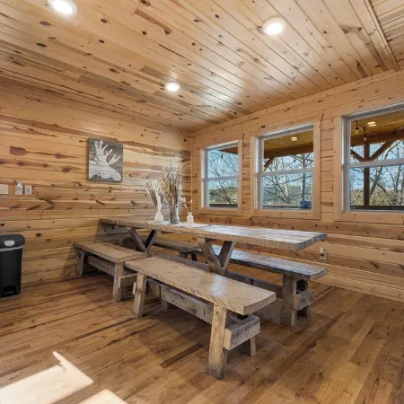 Cozy Jasper Cabin w/ Hot Tub & Fire Pit