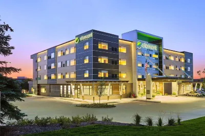 Element Savannah Midtown Hotels near Skidaway Island Methodist Church