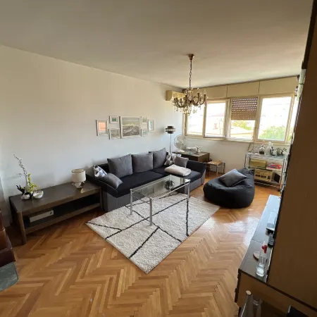 Shared condo by Zadar Oldtown and beach 400 m away