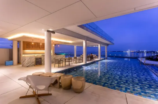 茨克斯5美景飯店 哈特那可魯沙灘附近的飯店