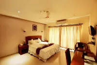 Athirappilly Residency - bar