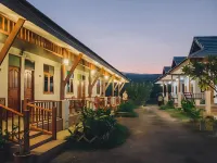 Huen Hug Hod the Resort Hotels in Hot