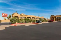 Econo Lodge Hesperia - Victorville I-15 - parking