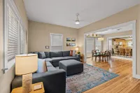 Cozy & Clean Home 2 blocks to Downtown, 3.5 mi. to base of Schweitzer!