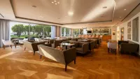Plaza Resort - Parvekkeita