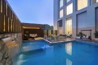 Clarks Inn Etawah Hotels in Kandhani