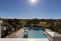 3BR Family Apartment for 8 Peaceful Residential Retreat - Kitchens
