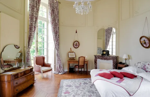 杜阿蒙農維拉城堡酒店