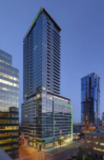 Holiday Inn & Suites MONTREAL CENTRE-VILLE OUEST by IHG