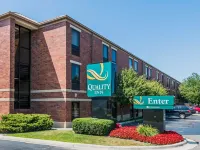 Quality Inn Auburn Hills - Detroit North Hotels in Oakland County