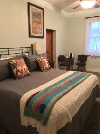 Hotel Sutter Отели в г. Саттер Крик