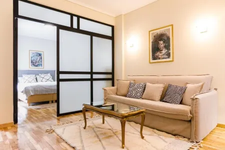 Luxury #B by Ototo Отели рядом с достопримечательностью «Университет Аристотеля в Салониках»