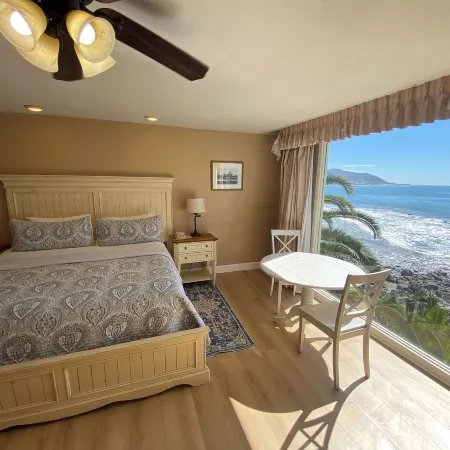 Cliff House Inn