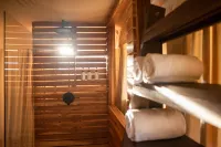 奧拉里露營酒店 - 3星級