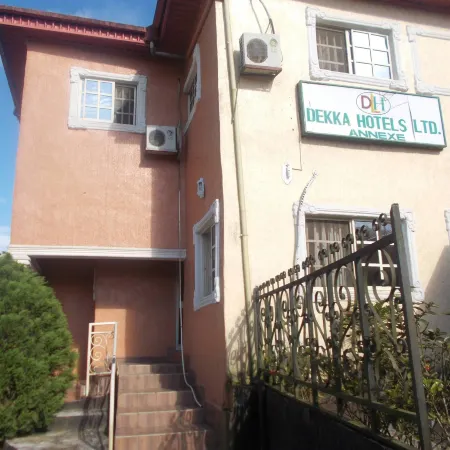 Dekka Hotel