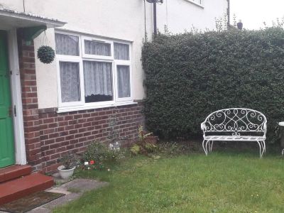 Homely 4-Bed House in Manchester