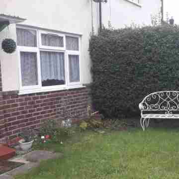 Homely 4-Bed House in Manchester Hotel Exterior