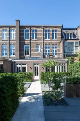 Hotel Julien Hotel di Vlijmen