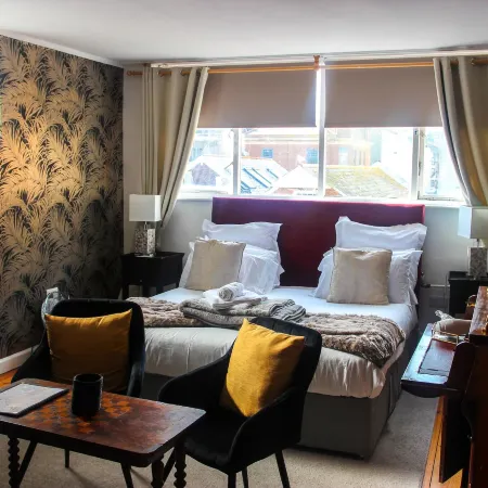 The Bank Hotel & Bistro