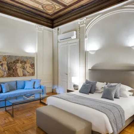 33 Solonos Suites Отели рядом с достопримечательностью «Синтагма»