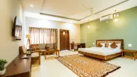 Greenscape by Beyond Stay Madhai Hotel a Bija Kheri