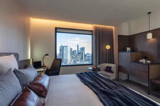 Next Hotel Melbourne, Curio Collection by Hilton