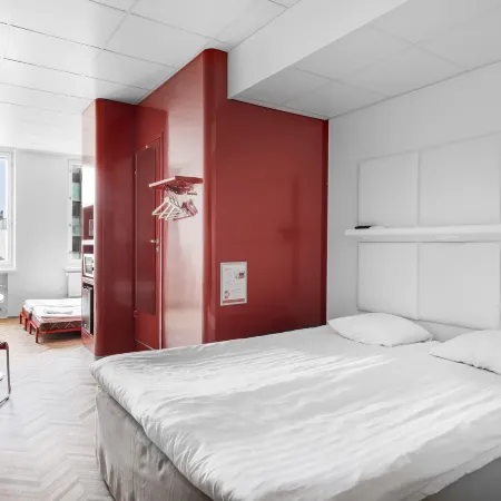 Omena Hotel Tampere Отели рядом с достопримечательностью «Железнодорожный вокзал Тампере»