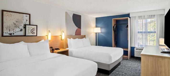 Spark by Hilton Stevensville Hotels in Berrien County