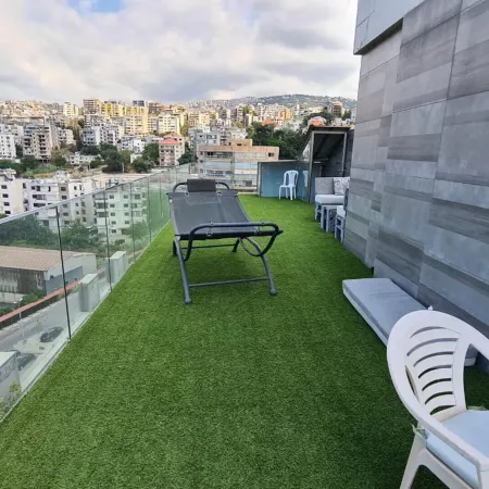 Studio Duplex-garden-facing La Marina Dbayeh