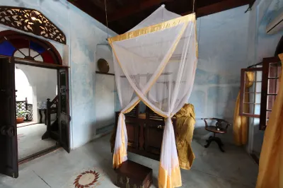 Emerson Spice Hotel