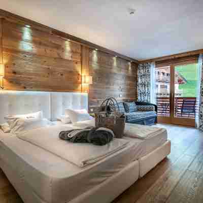 Hotel Cristallo - Wellness Mountain Living Rooms
