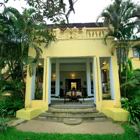 Amritara Poovath Beachfront Heritage
