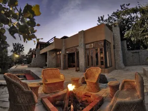 普頓迪野外飯店-坎哈地球小屋