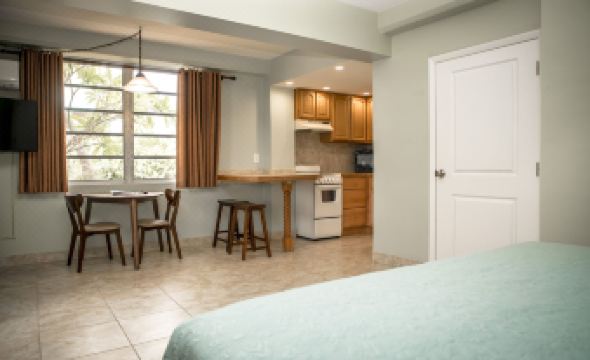 Ragged Edge Resort & Marina