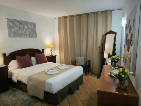 Hotel Rural la Raya 1866 Отели в г. Гуимар