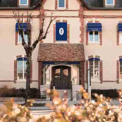 La Maison TATIN Hotel Exterior