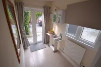 Stunning 2-Bed Cabin in Nantglyn Denbigh Hotels in Clocaenog